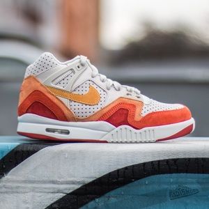 Nike Air Tech Challenge 2 II Shoes